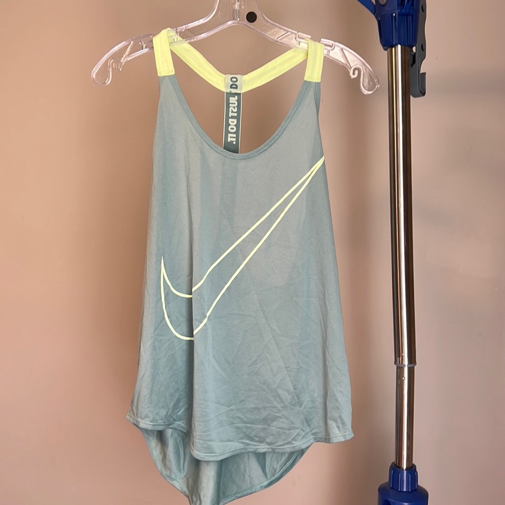 NWT Nike racer back tank running athletic